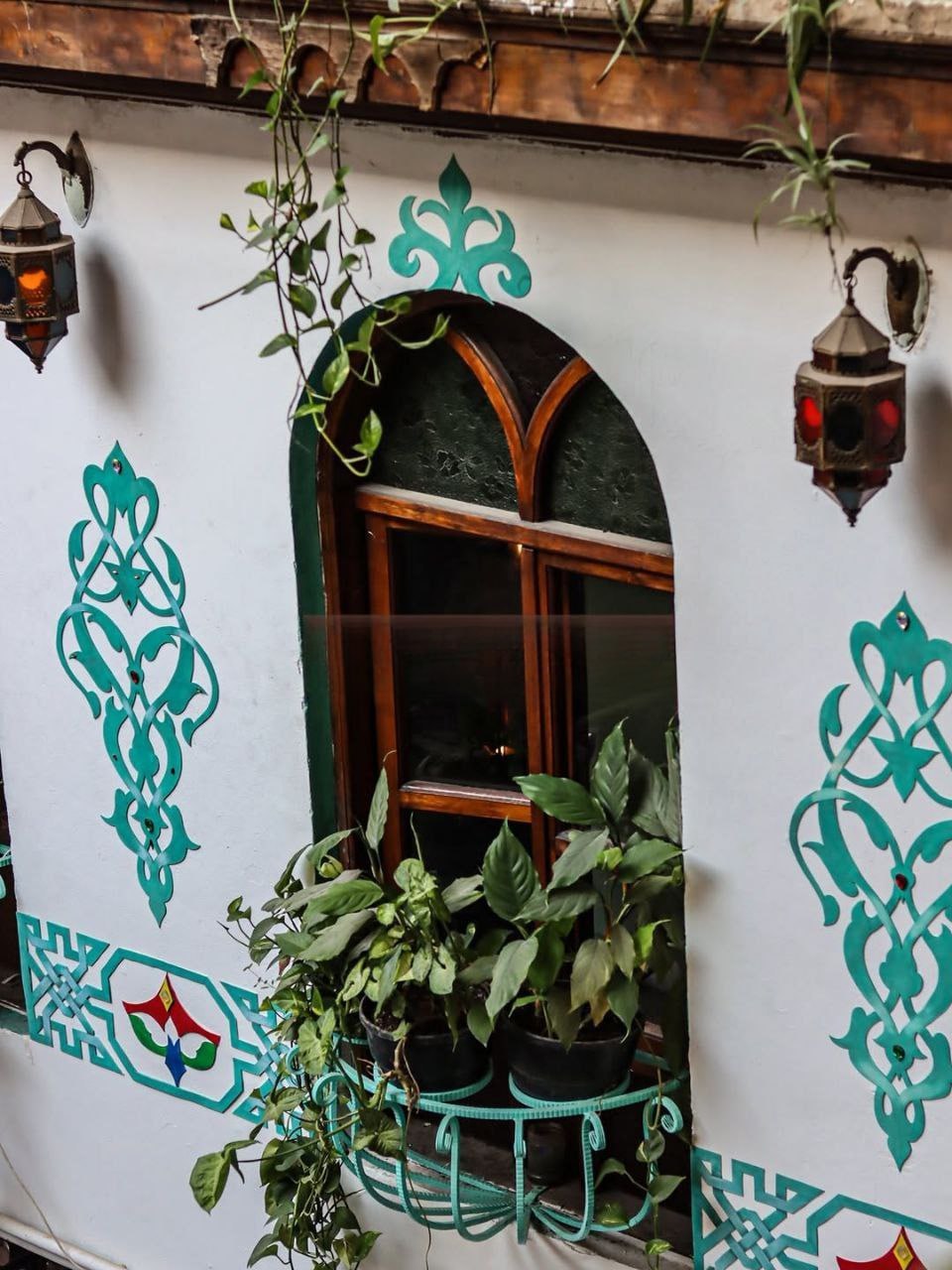 تقديم جميل للأطباق السورية التقليدية